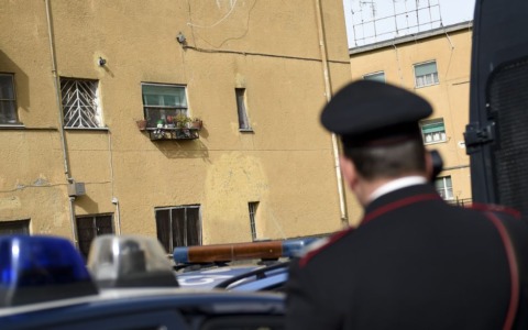 Scritte offensive alla casa dell’ex: denunciato un 73enne