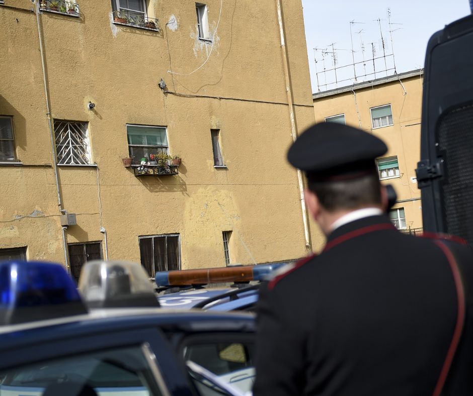 Scritte offensive alla casa dell’ex: denunciato un 73enne