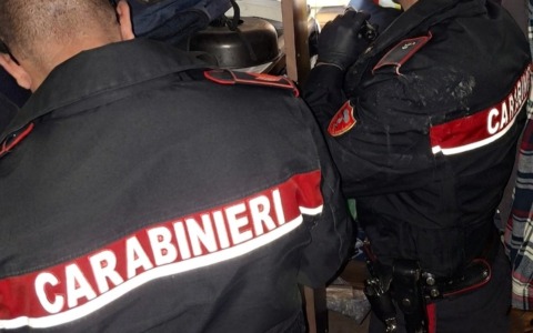 Lite tra giovani degenera in violenza: un ferito in ospedale