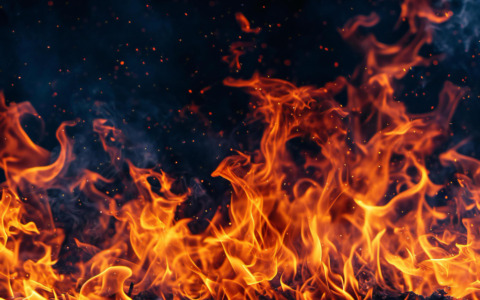 Incendi in Lombardia: attivi sette focolai, situazione in miglioramento