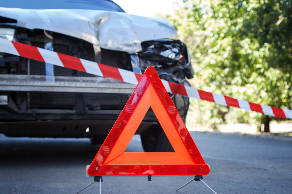 Incidente tra auto e moto sulla Lenese, ferita una giovane motociclista