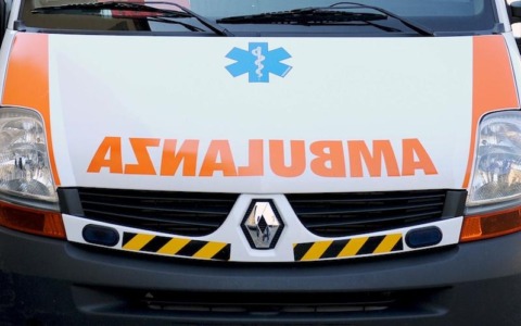 Un giovane eroe muore annegato dopo aver salvato un bambino