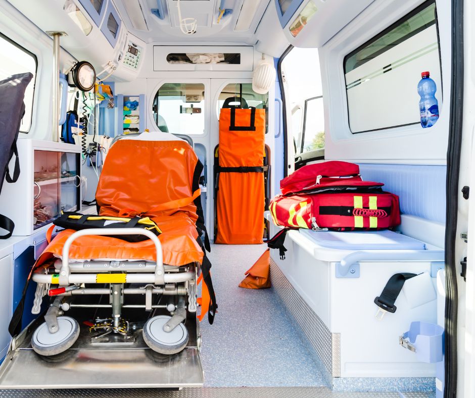 Famiglia recuperata in montagna dai soccorritori