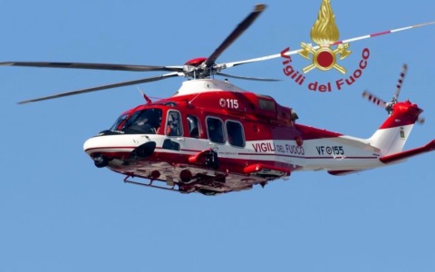 Rogo in un’azienda di Cellatica, danneggiato un mezzo