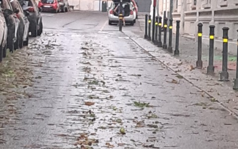 Ondata di maltempo a Brescia: Aprica avvia il piano straordinario per il ripristino del decoro urbano