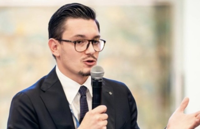 Intelligenza artificiale, Inselvini (FdI-ECR): “La politica imponga dei limiti prima che sia troppo tardi”